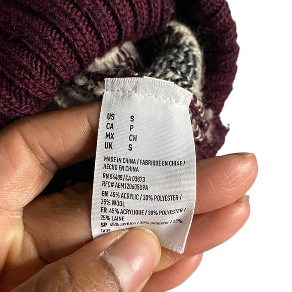 American Eagle Aztec Tribal Crewneck Soft Knit Wool Sweater - Picture 6 of 8